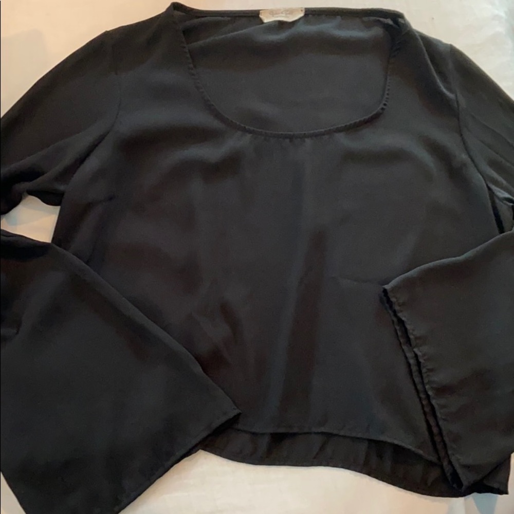 Flowy crop top